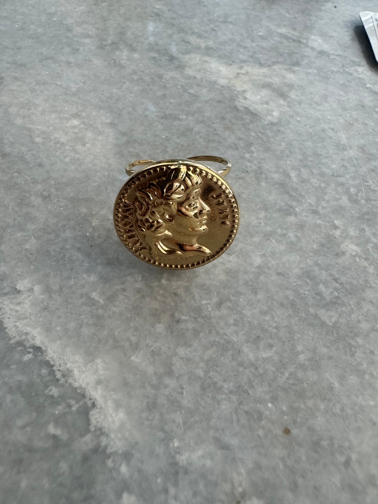 Big Coin Ring