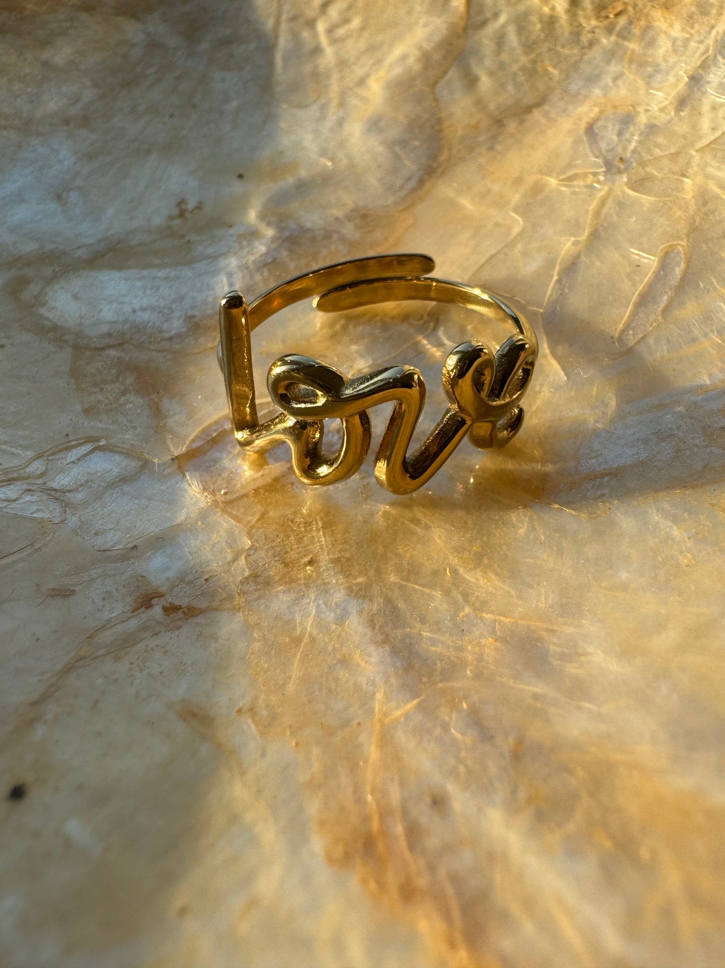 Vic ring