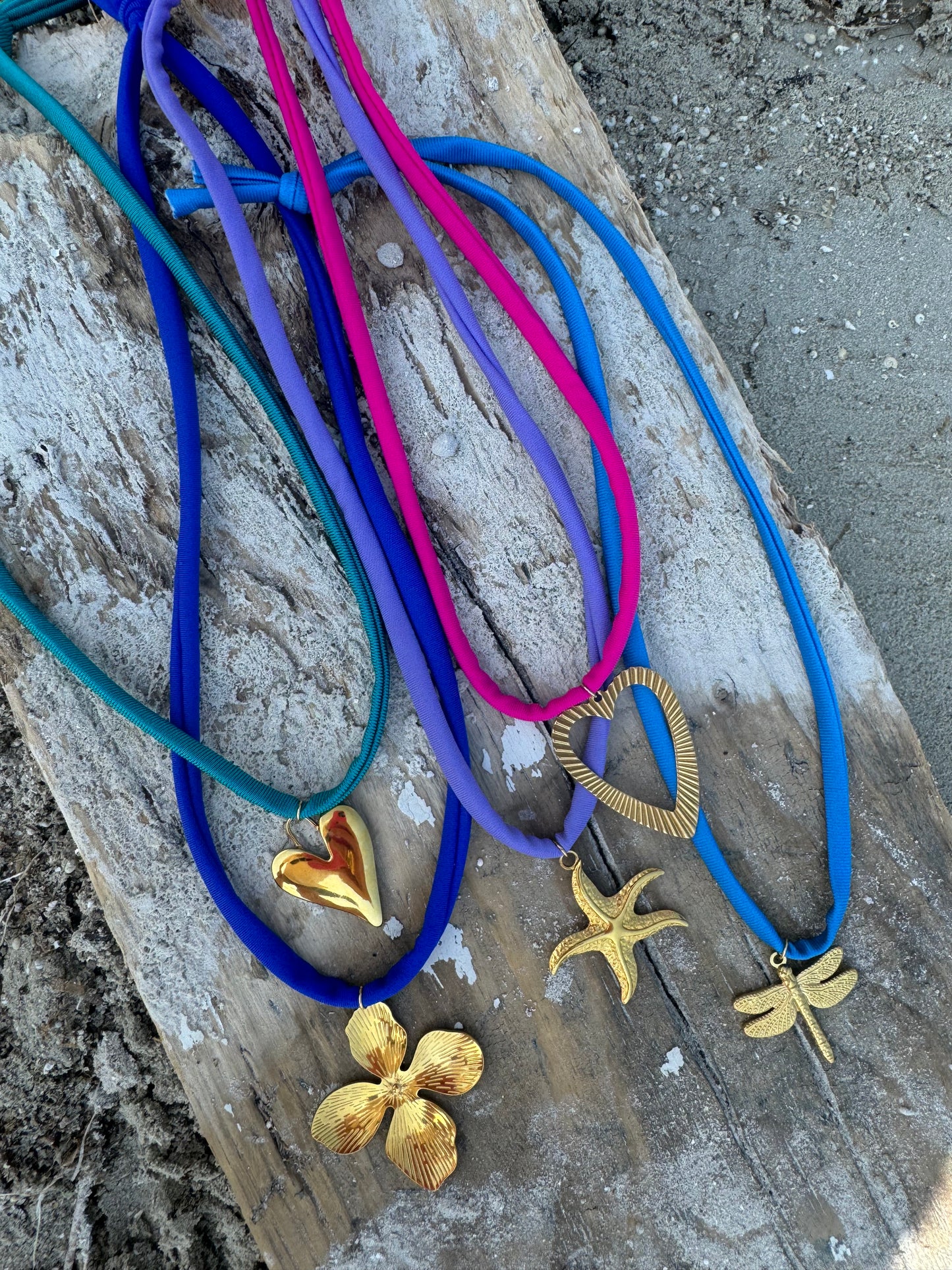 Biza ketting roze