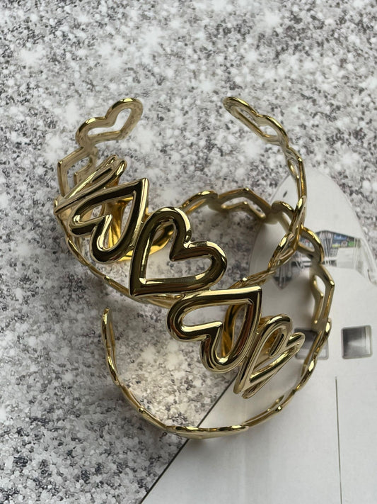 Roxy bangle
