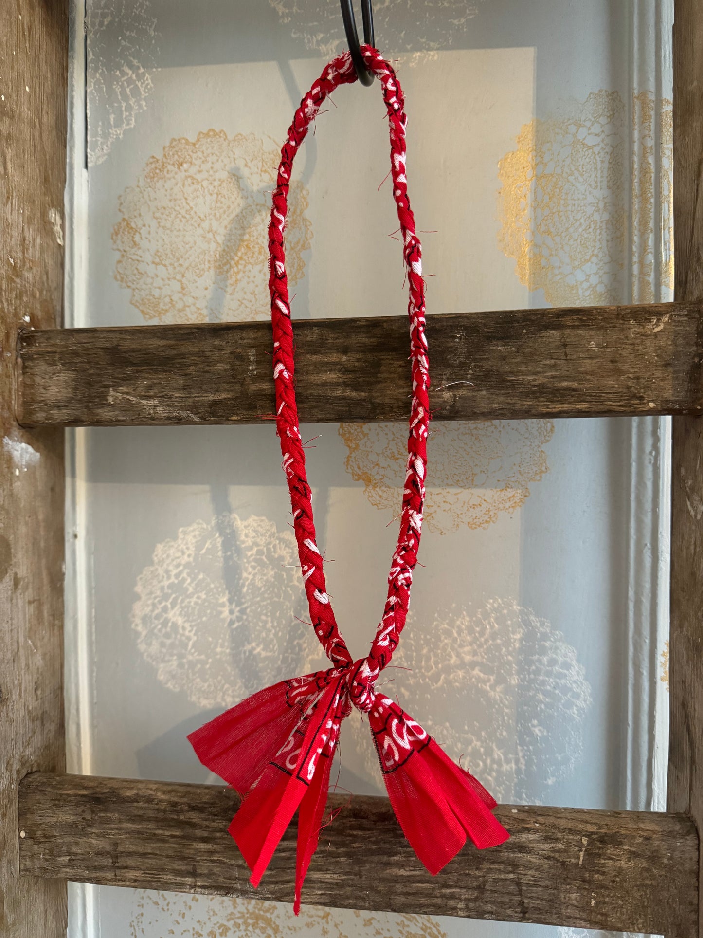 Daan ketting Rood