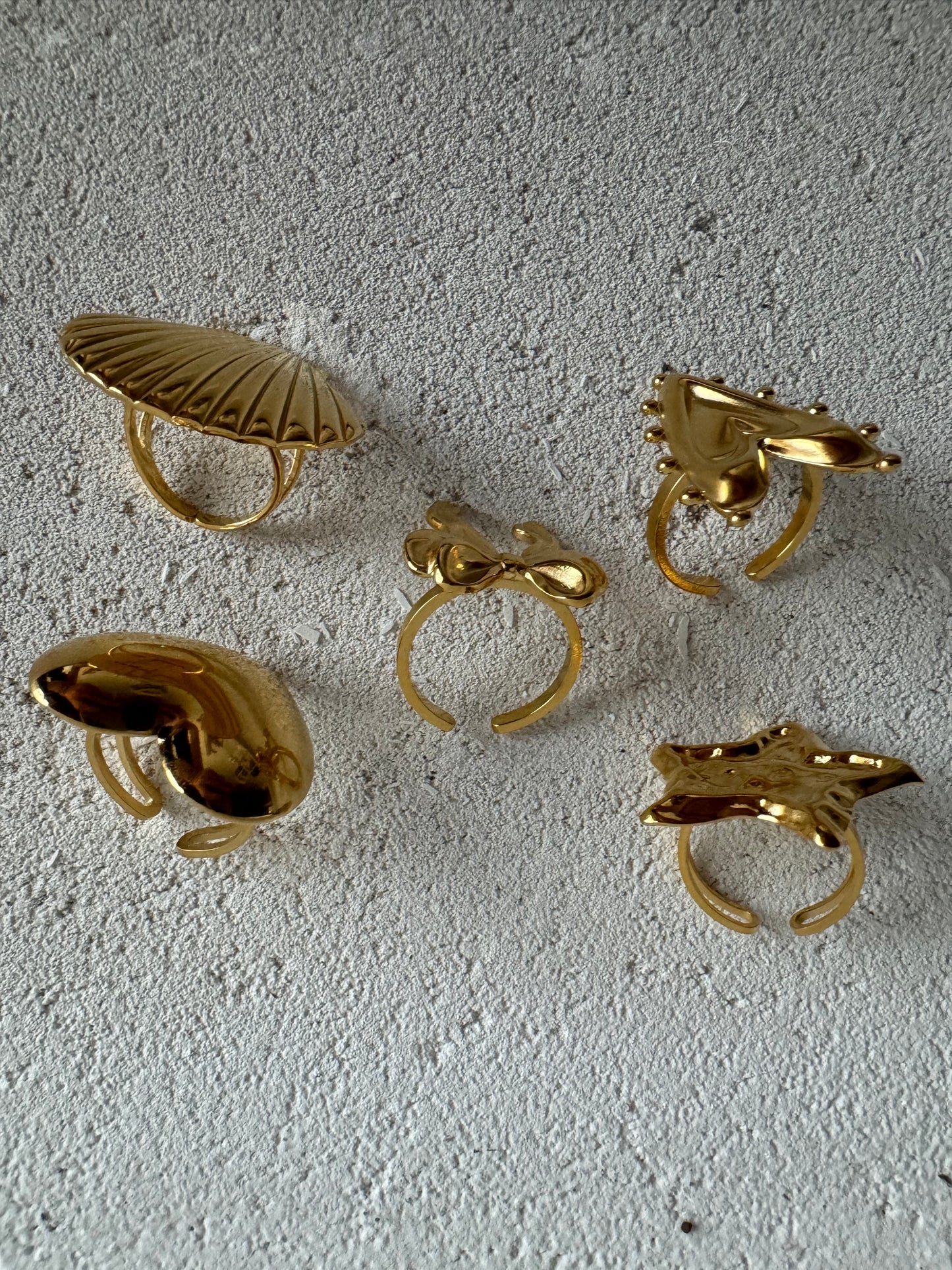 Mila ring