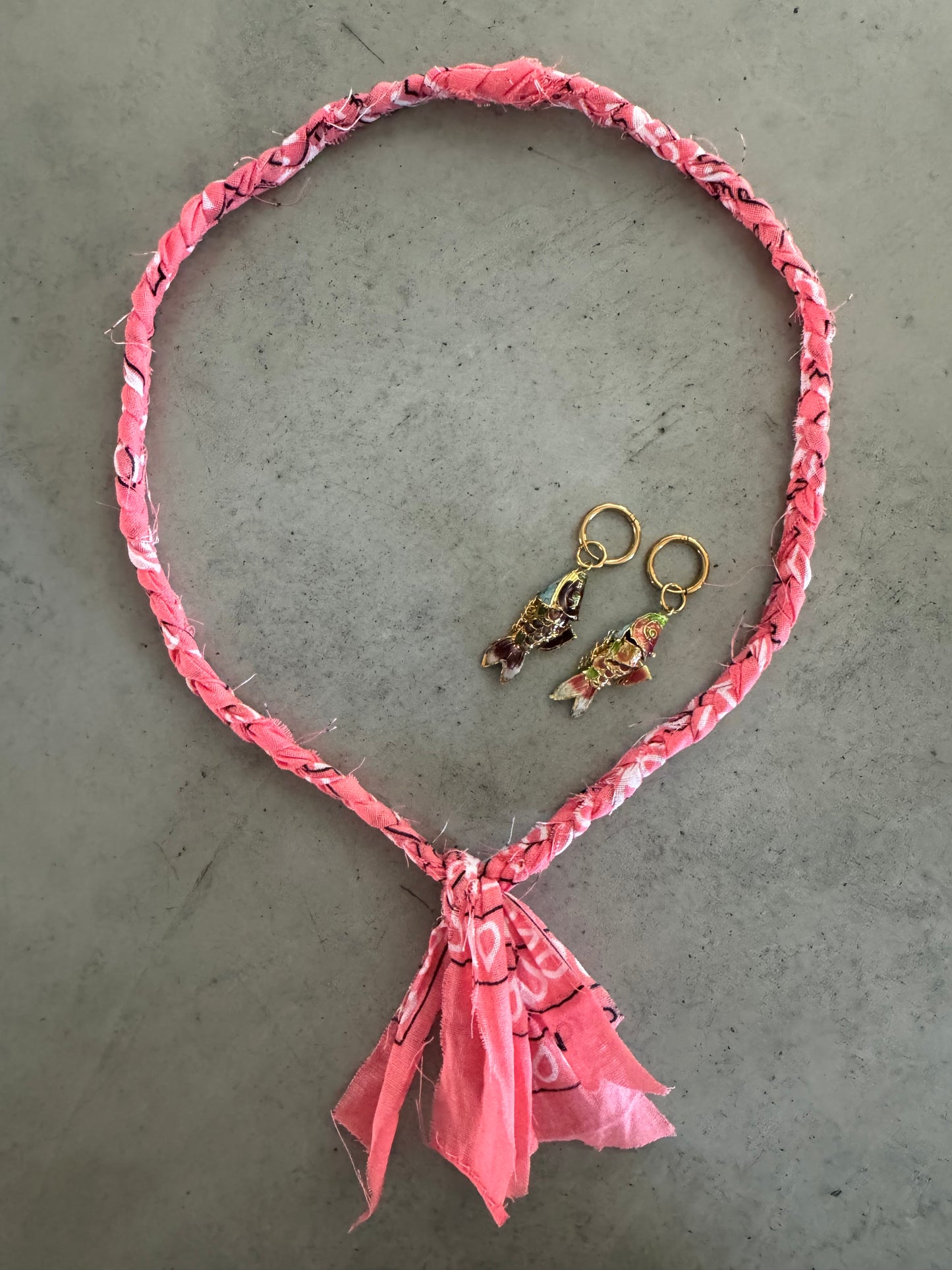 Daan ketting koraal roze