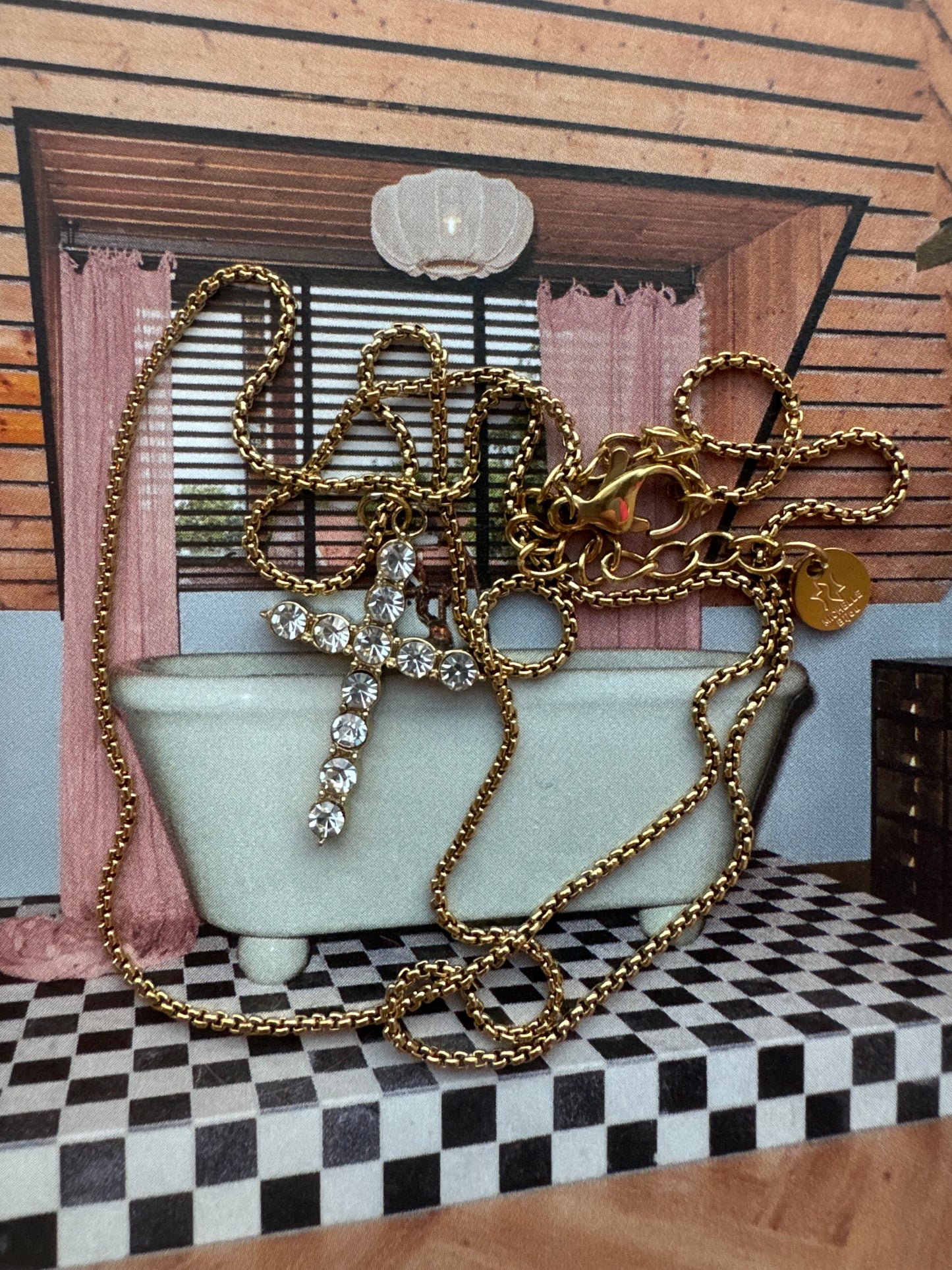 Glamour Cross