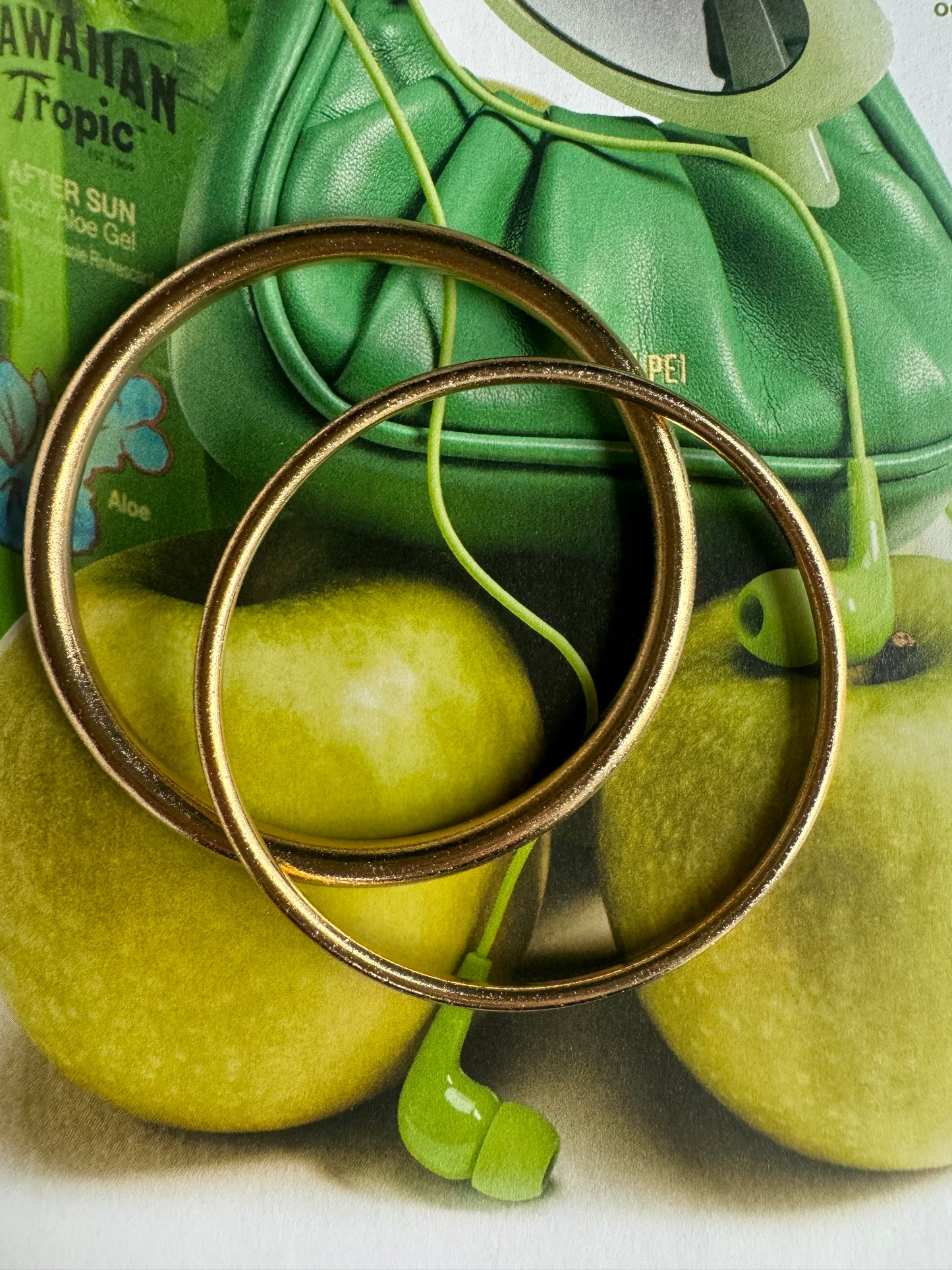 Brenda Bangle Relief