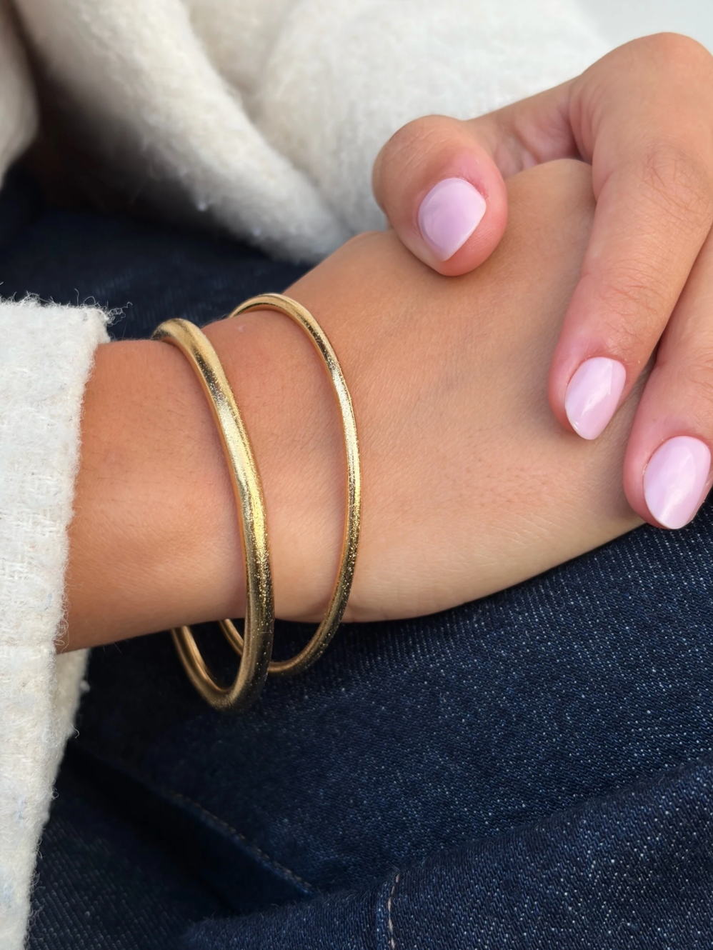 Brenda Bangle Relief